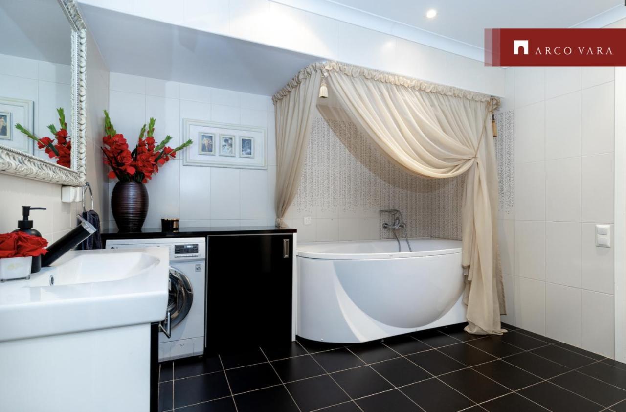 Teras Apartment
